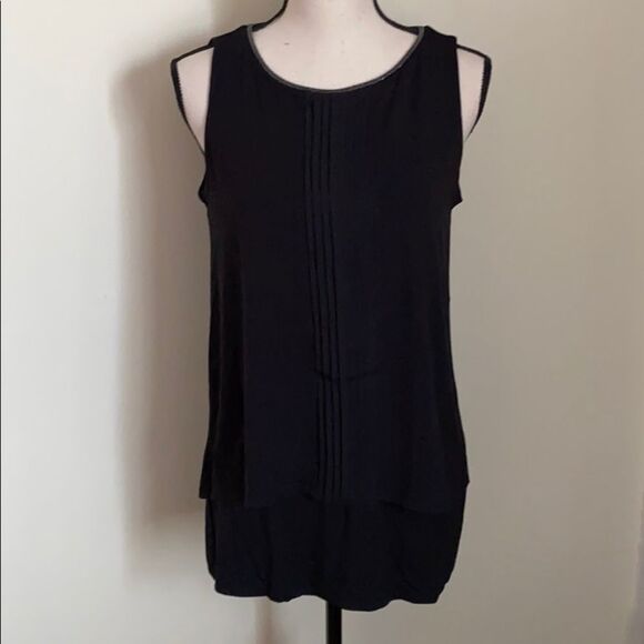 White House Black Market Tops - NWT White House Black Market Pin Tuck Tunic Size M